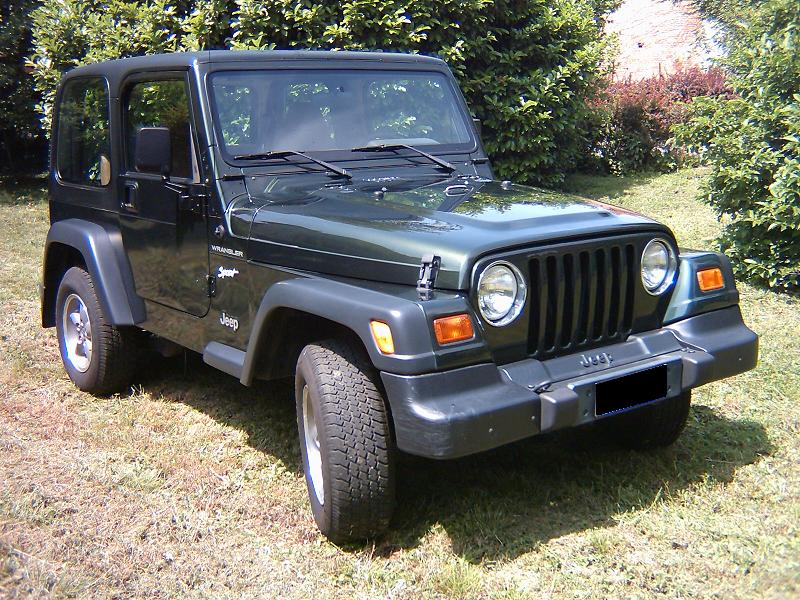 For sale Jeep wrangler 2500 European 10000 mod TJ year 1998