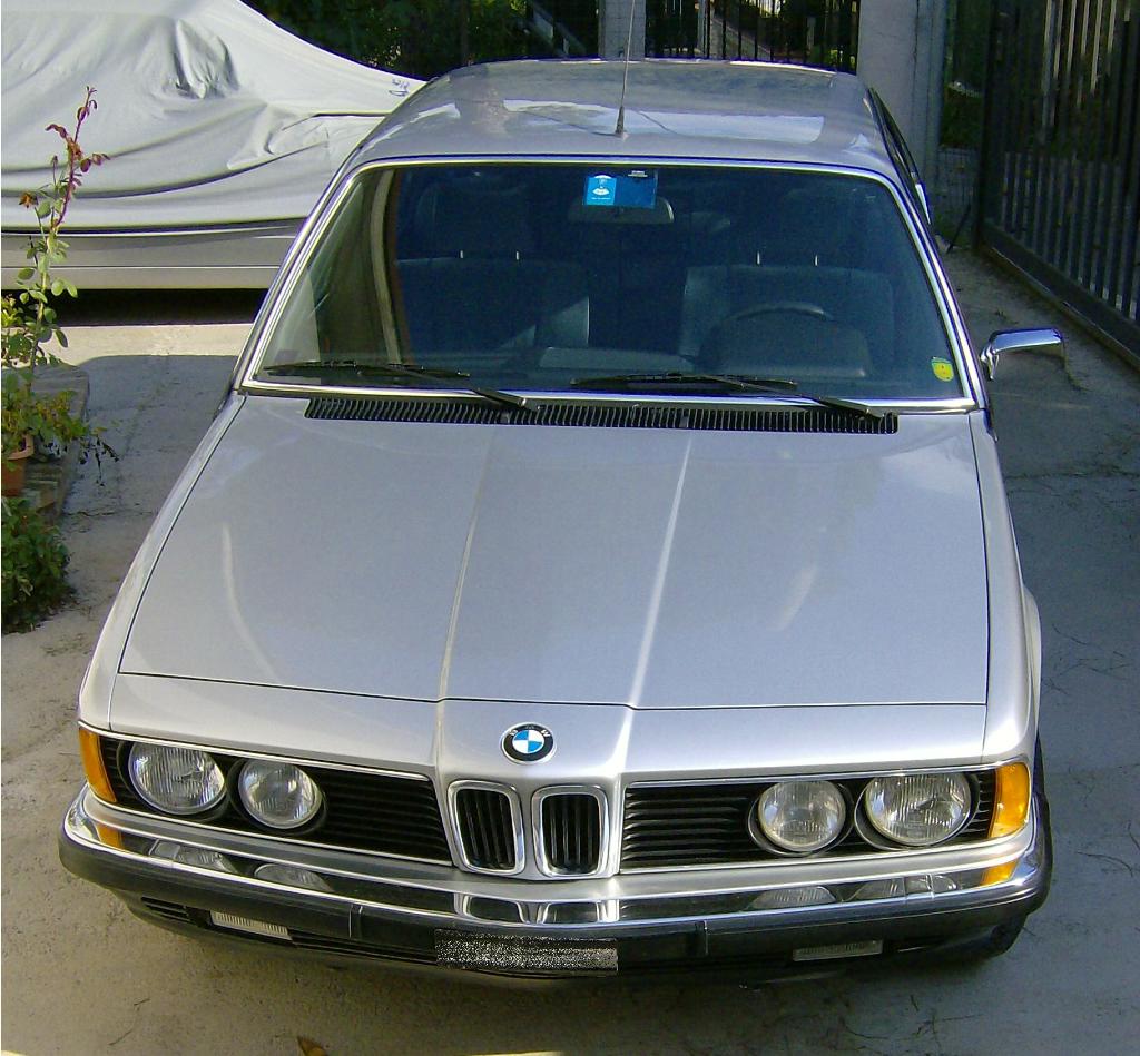 Фото бмв 735i