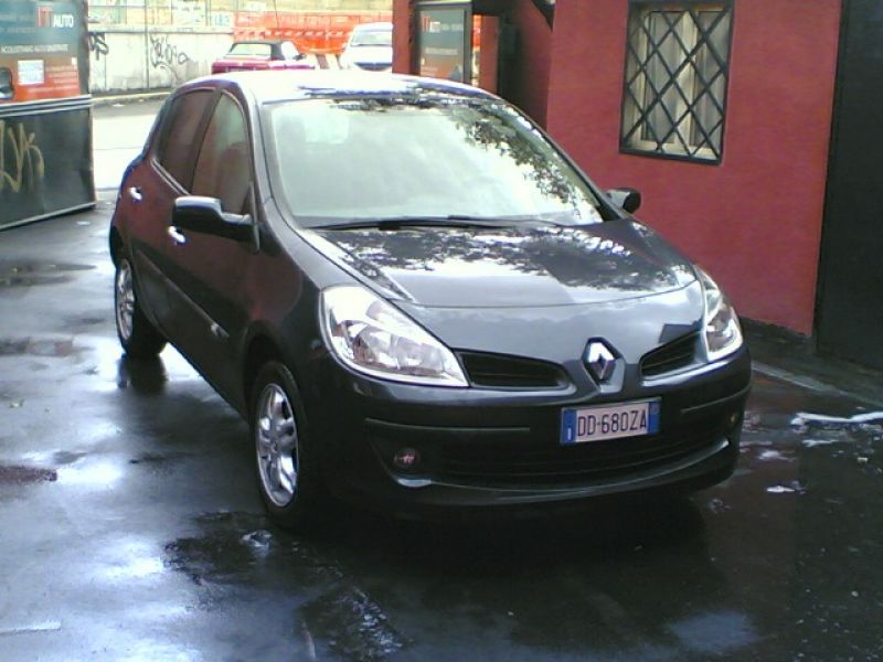 Vendo RENAULT NEW CLIO DCI LE IENE
