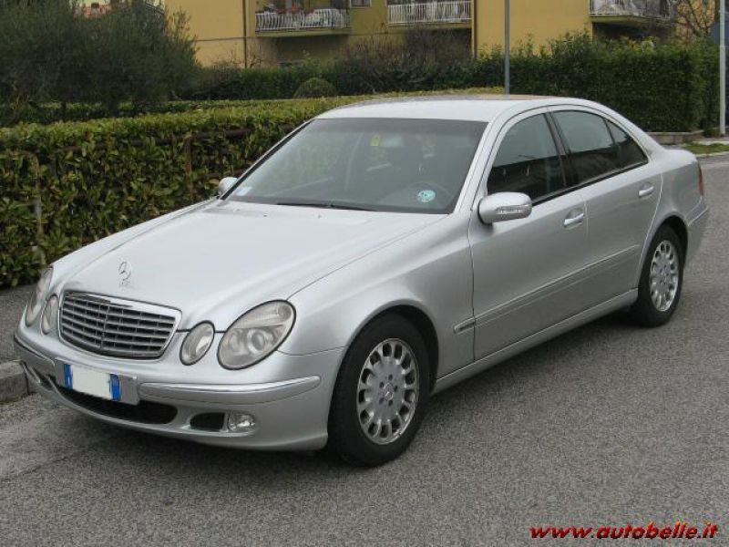 Мерседес е 270