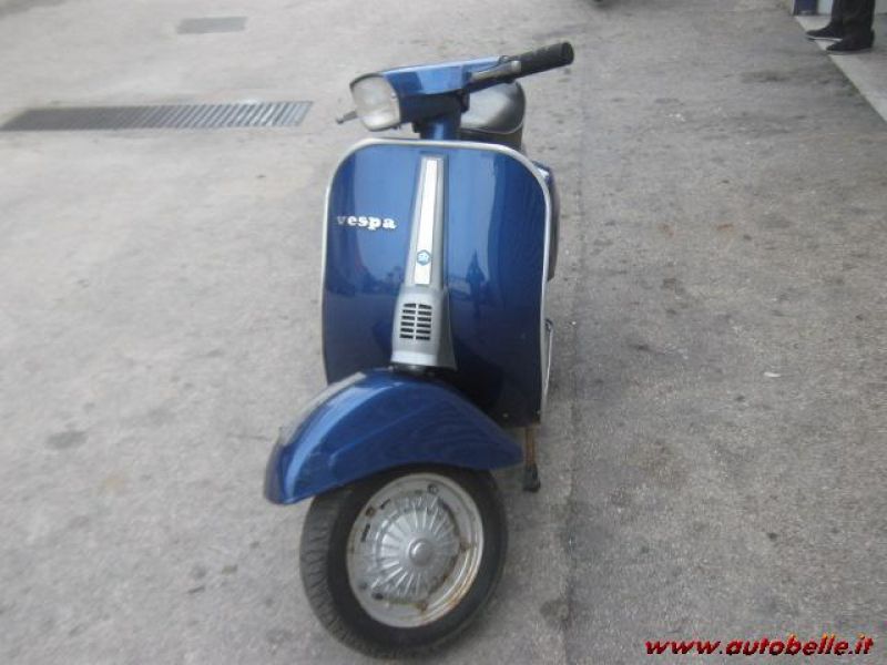 vespa 50 special blu elettrico
