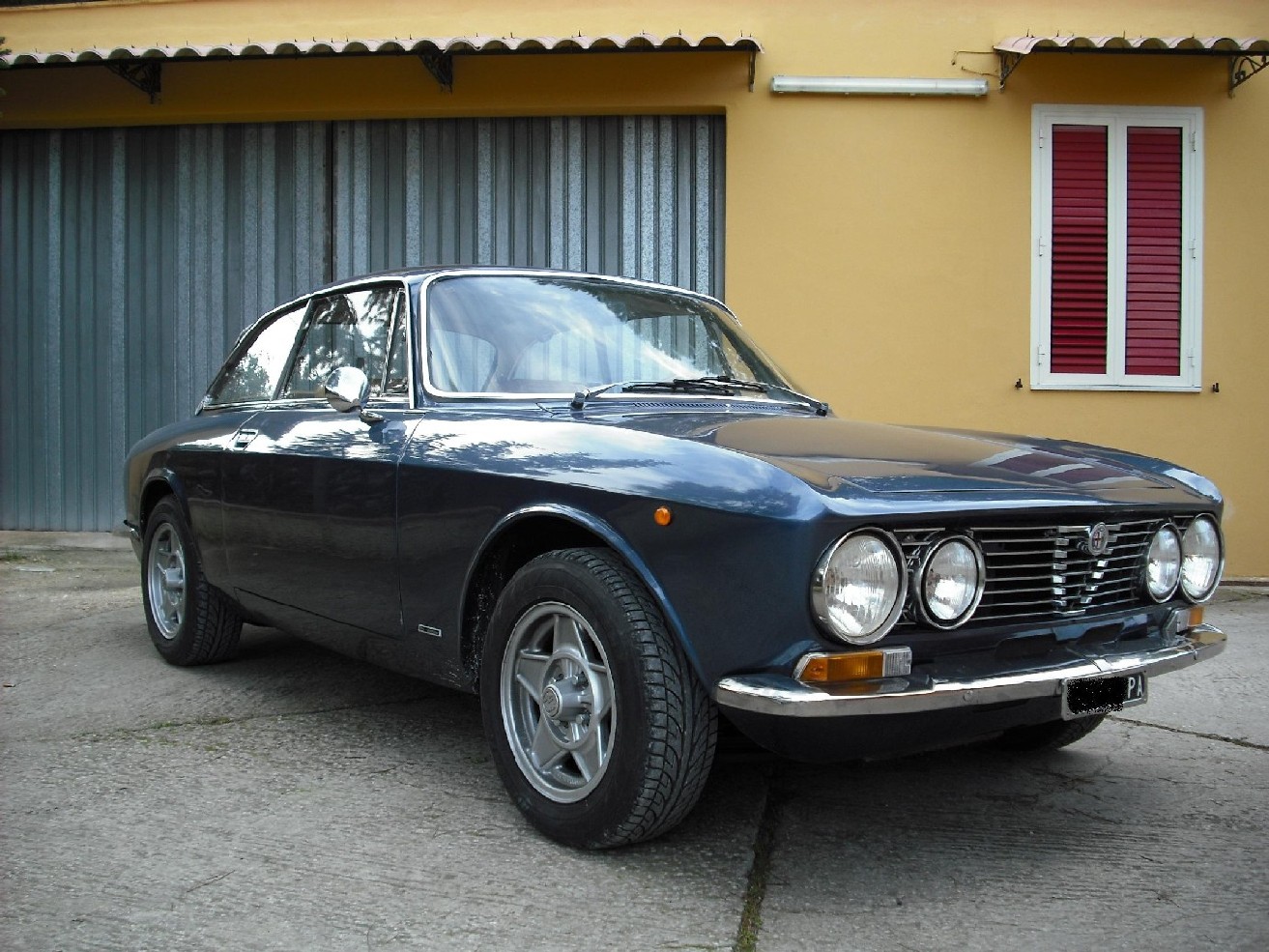 Alfa romeo 2000 gt