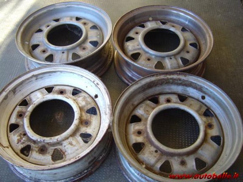 Cerchi borrani fiat 500, Auto e Moto d'epoca, storiche e moderne