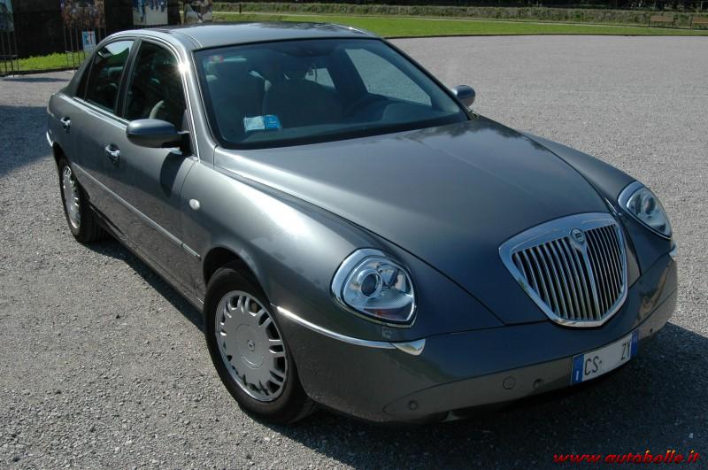 Lancia thesis 2 4 jtd 20v executive 05 image