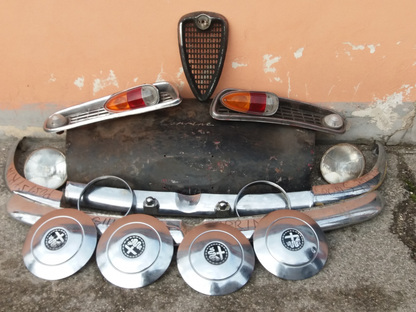 Vendo Ricambi Alfa Romeo Giulia 1600 Sprint anno 1962