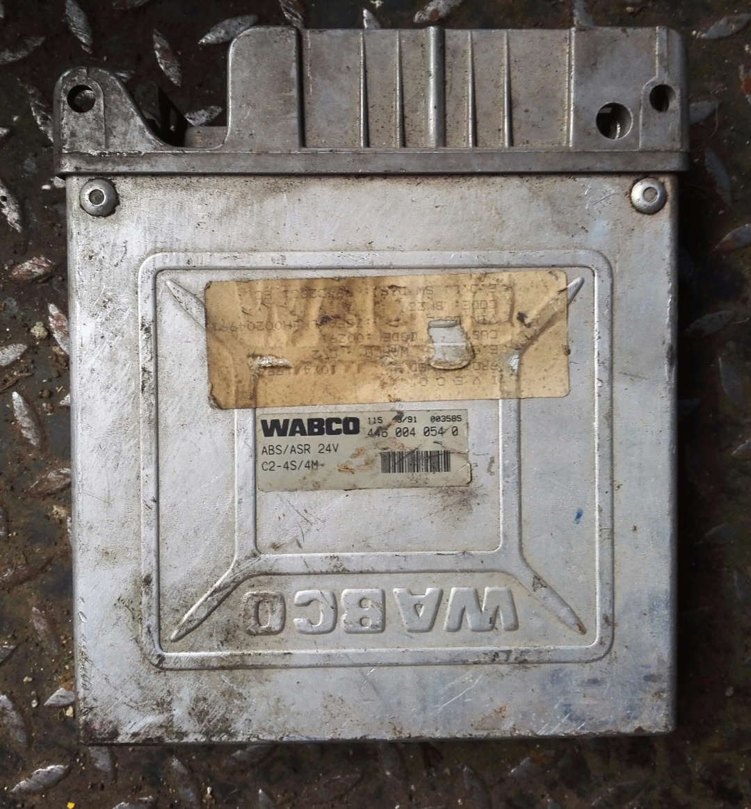 блок управления abs "wabco" 4460043100