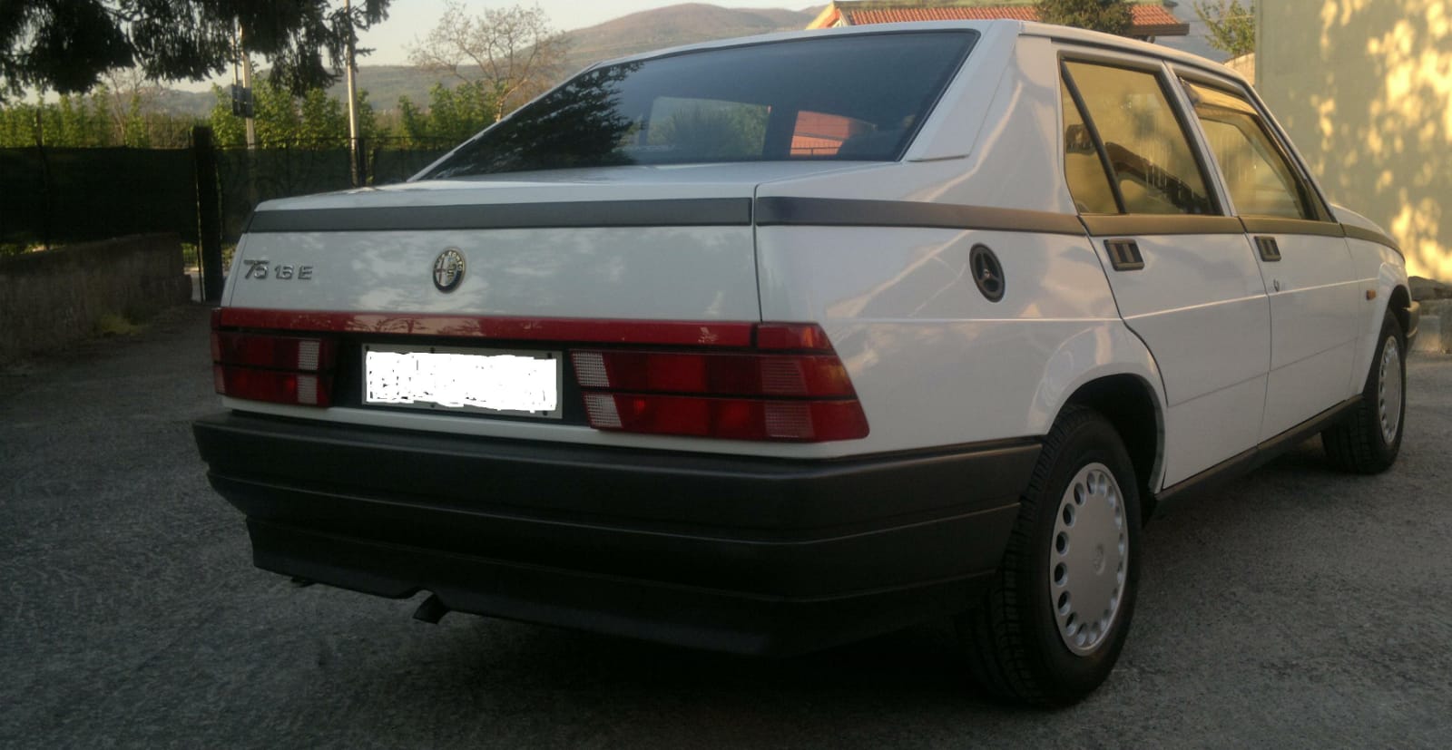 For sale Alfa 75