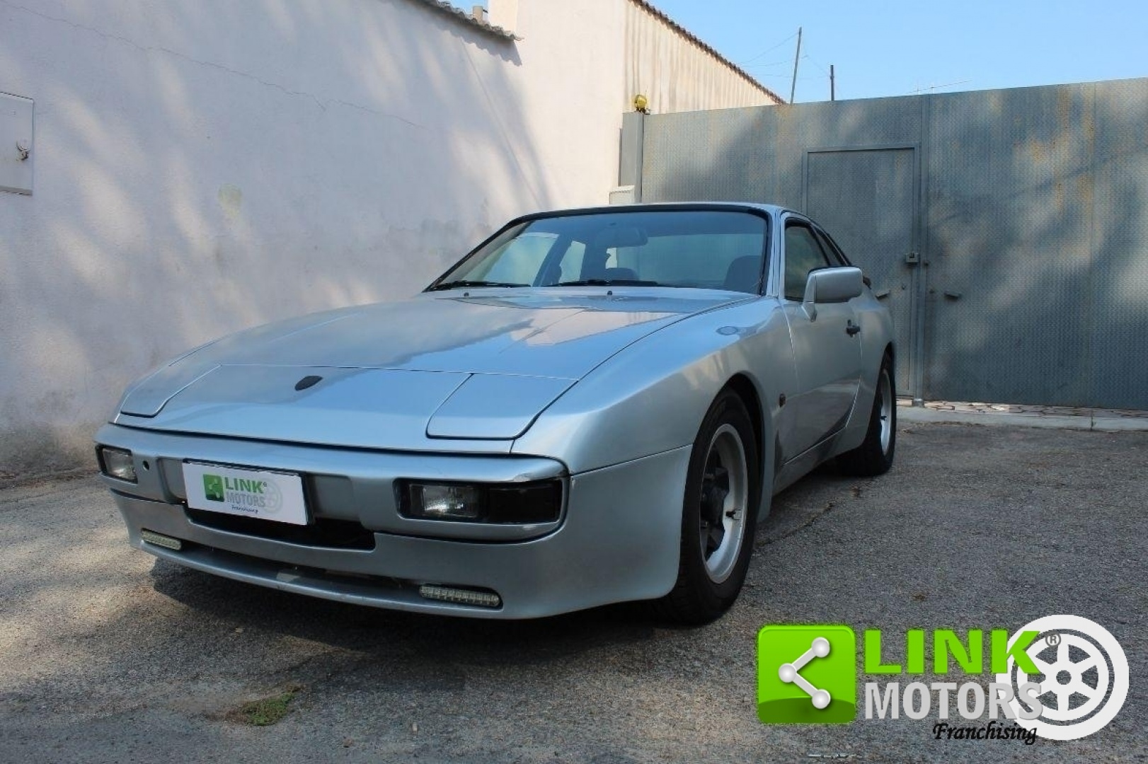 Porsche 944 1983