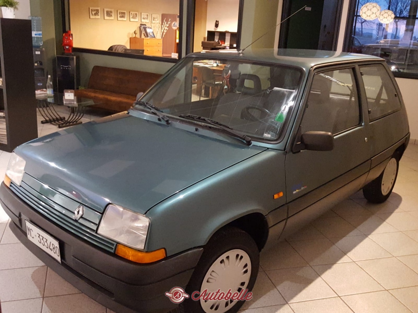 Vendo RENAULT SUPER 5 NUOVA