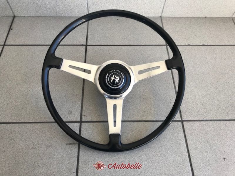 Volante Giulia Super Auto E Moto D Epoca Storiche E Moderne