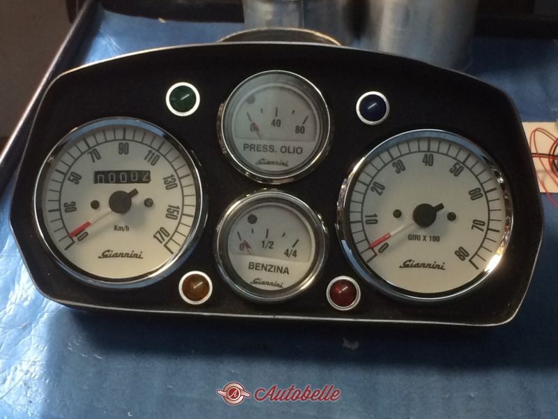 Indicateur Optique De Tableau De Bord Ferrari D'époque - Rouge, Diamètre 11.2mm - Pièce Neuve Originale Pour Collection