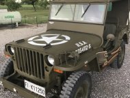 Jeep willys perfettamente restaurata