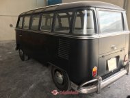 Volkswagen T1 Kombi – “Samba”